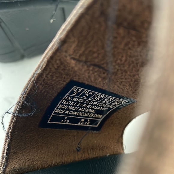 Skechers Black & bronze slip on sandals with front embellishment - Picture 5 of 6